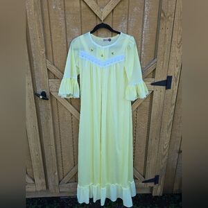Vintage 70s Night Gown And Robe Set Size Medium